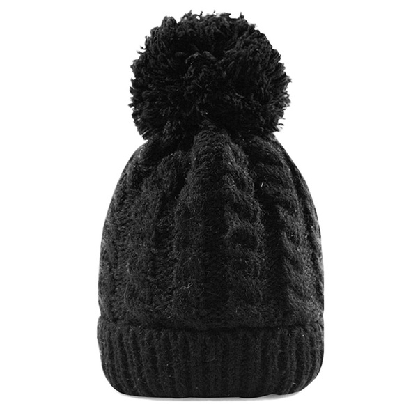 Accessories - Like New Black Winter Pom Beanie! Warm cute hat❄️